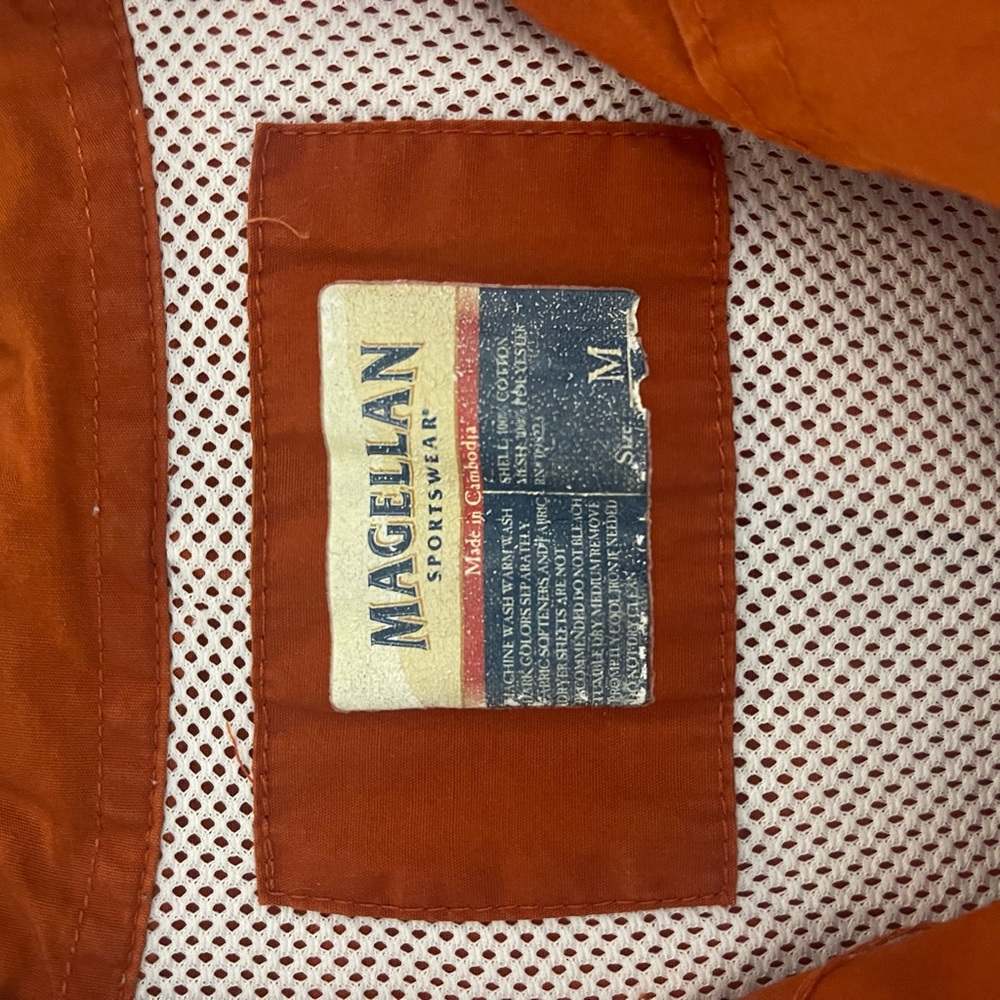Magellan sportswear
